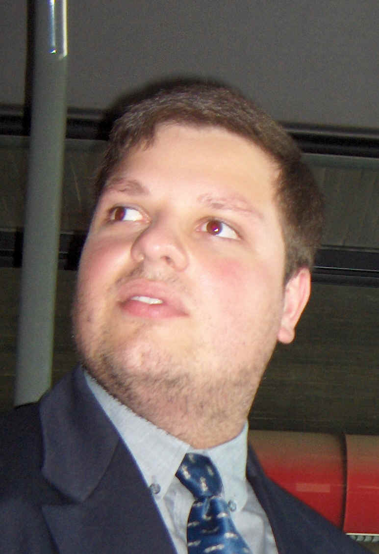 Alcides Sim�o graduated in Chemistry at the University of Coimbra. He was visiting researcher at the University of Buenos Aires. His studies focus on the structure and properties of simple phosphorous containing organic molecules and their interaction with biological systems.